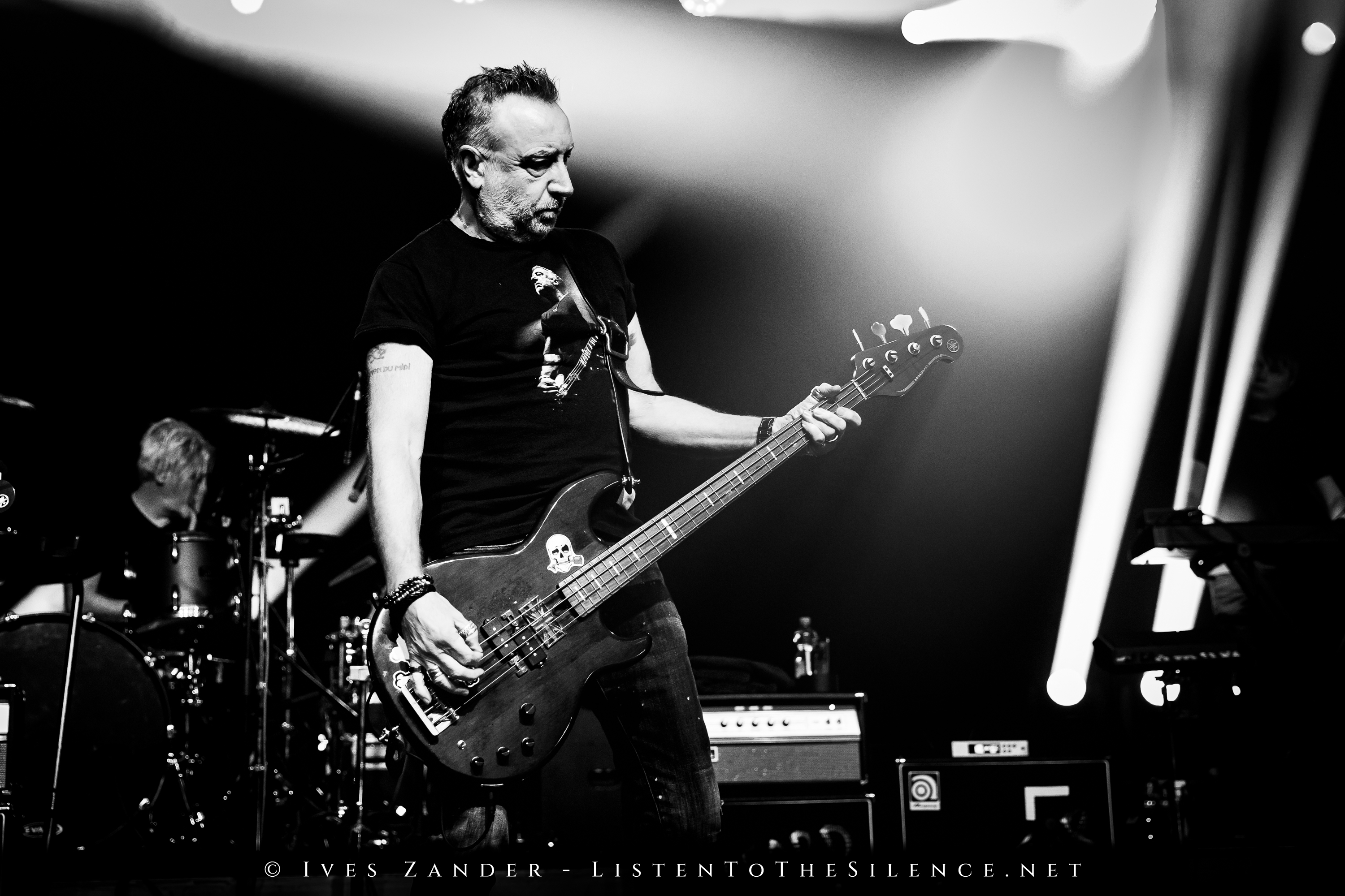 Peter Hook & The Light<br/>Reithalle Straße E Dresden 2023